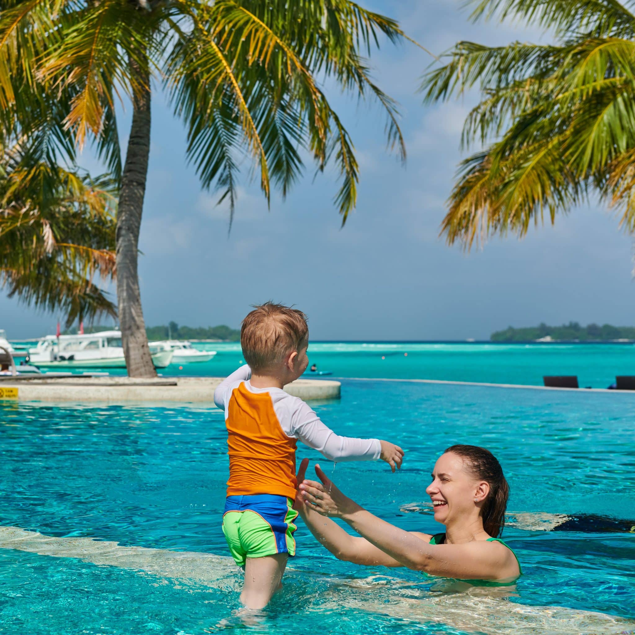 Pourquoi opter pour une piscine dotée d’une plage immergée ?